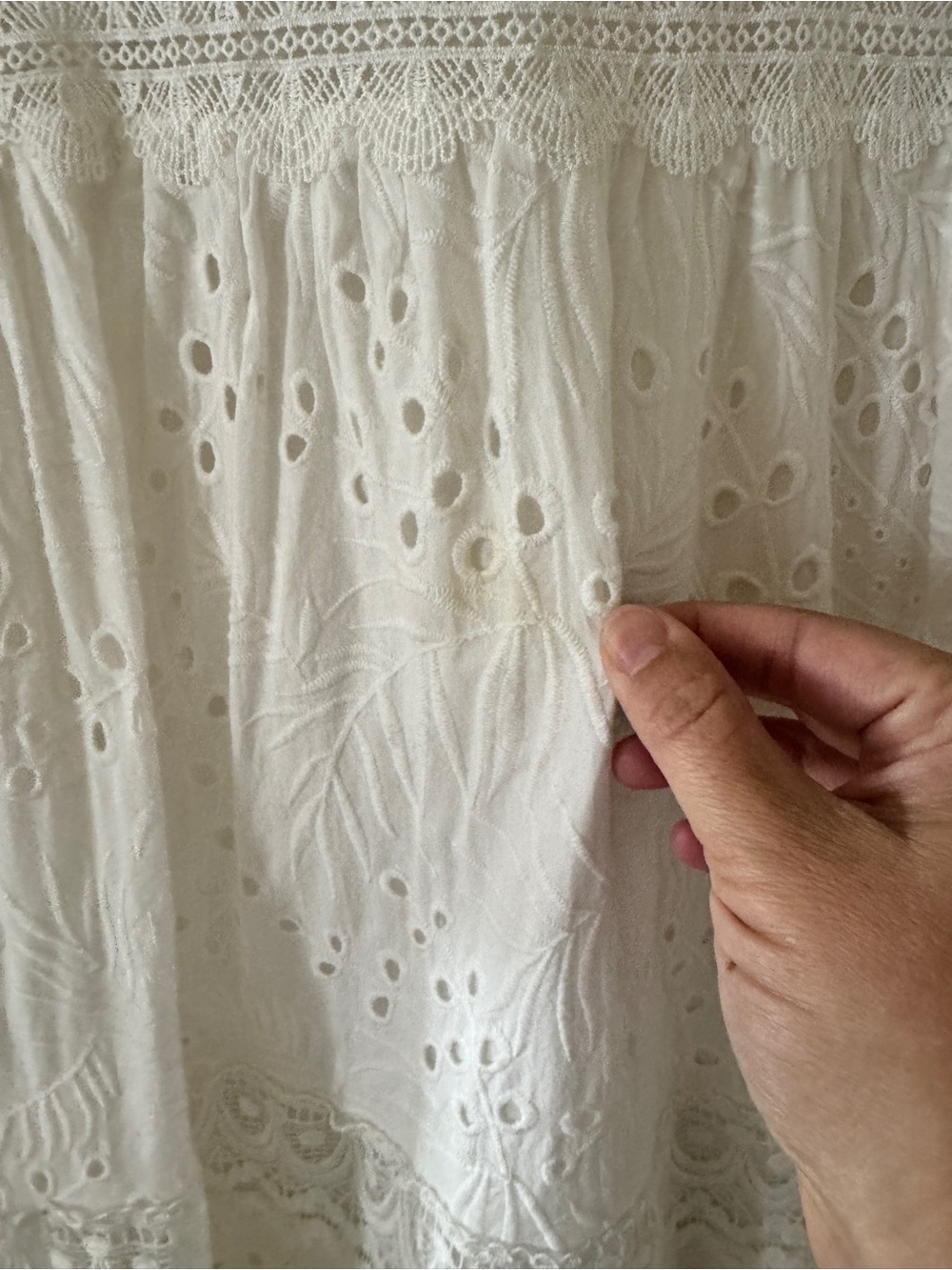 Antonio Milani Elegant White Eyelet long sleeve maxi Dress - Women - Picture 9 of 10